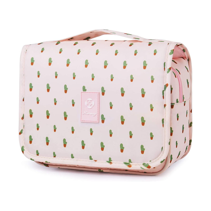 Fashionable And Functionable Cosmetic Bag